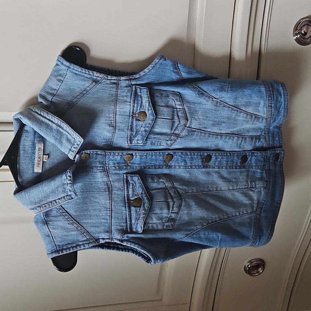 Arden B Blue Denim Womans Vest Size XS
